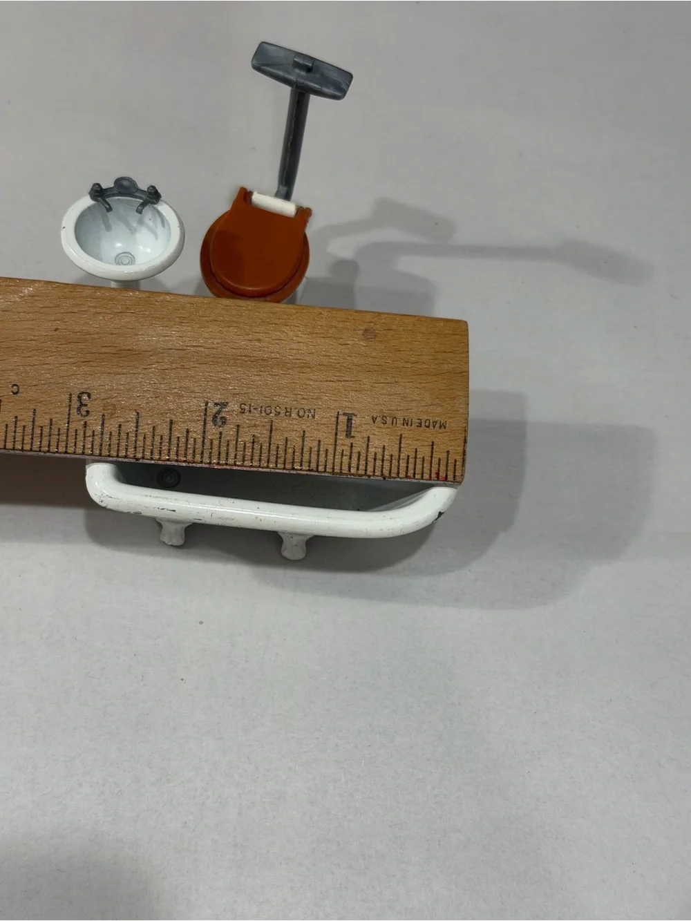 Vintage 1980 Mattel Littles Metal Dollhouse Bathroom Pieces Tub Toilet Sink